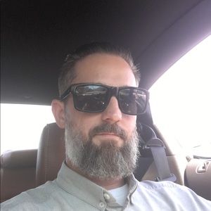 Meet your Posher, Ian